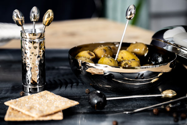 Tableware & Serving Essentials